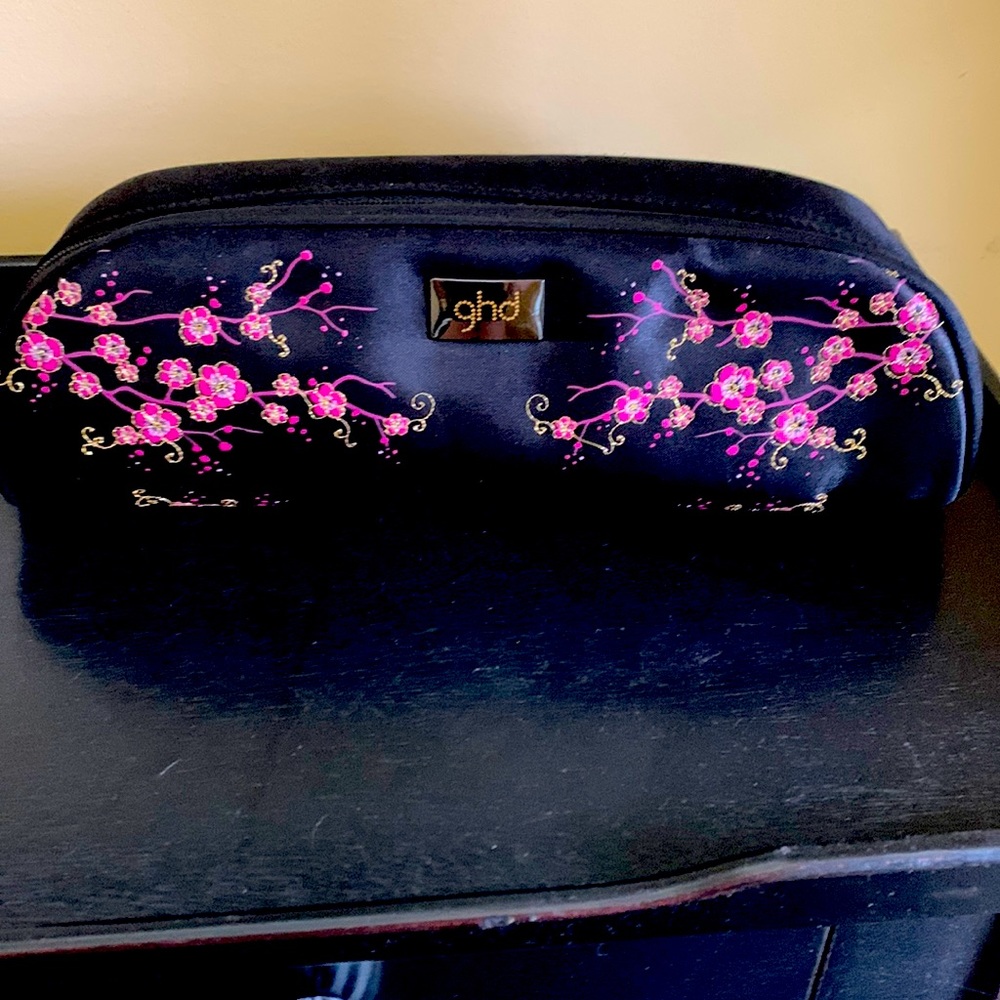 GHD Flat Iron / Hair Straightener